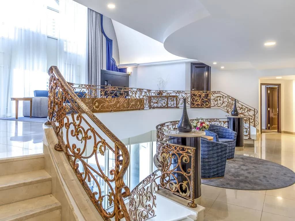 Swissôtel Al Murooj Dubai 4