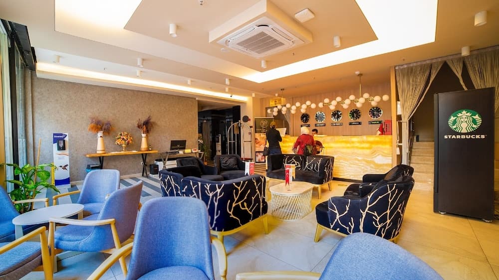 Old Town Point Hotel 3
