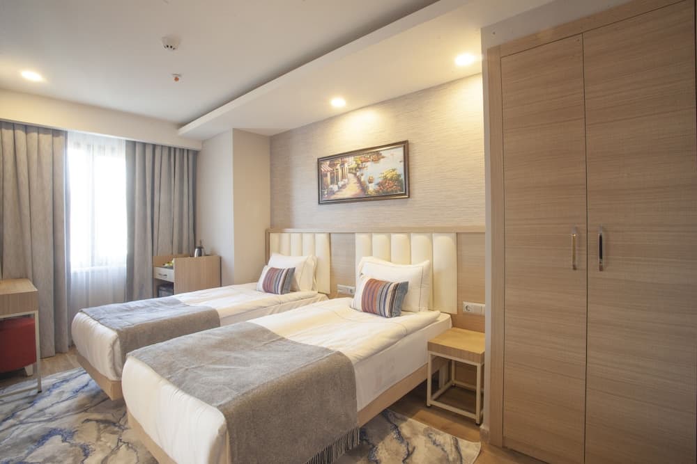 Old Town Point Hotel 5
