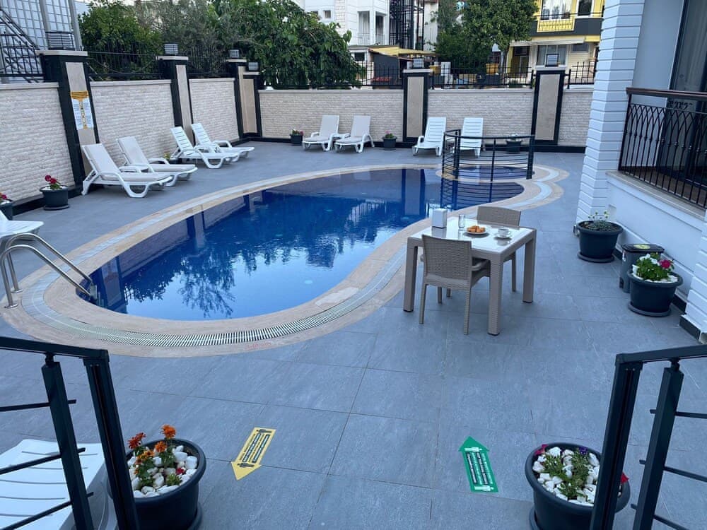 Miyas Luxury Hotel 4