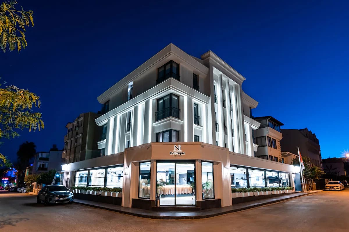 Ni Hotel Lara 2