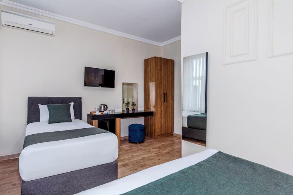 La Pera Suites 5