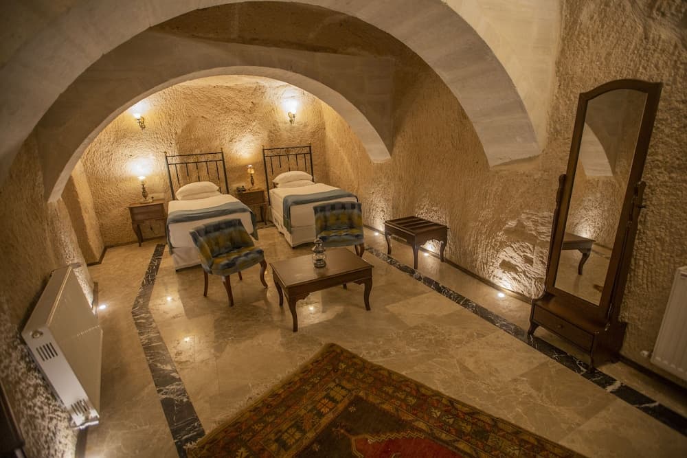 Lavender Cave Hotel 5