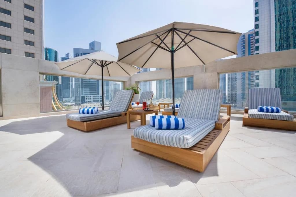 Wyndham Grand Doha West Bay Beach 4