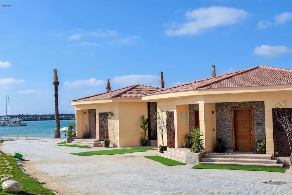 Fleet Club Mahrousa 5