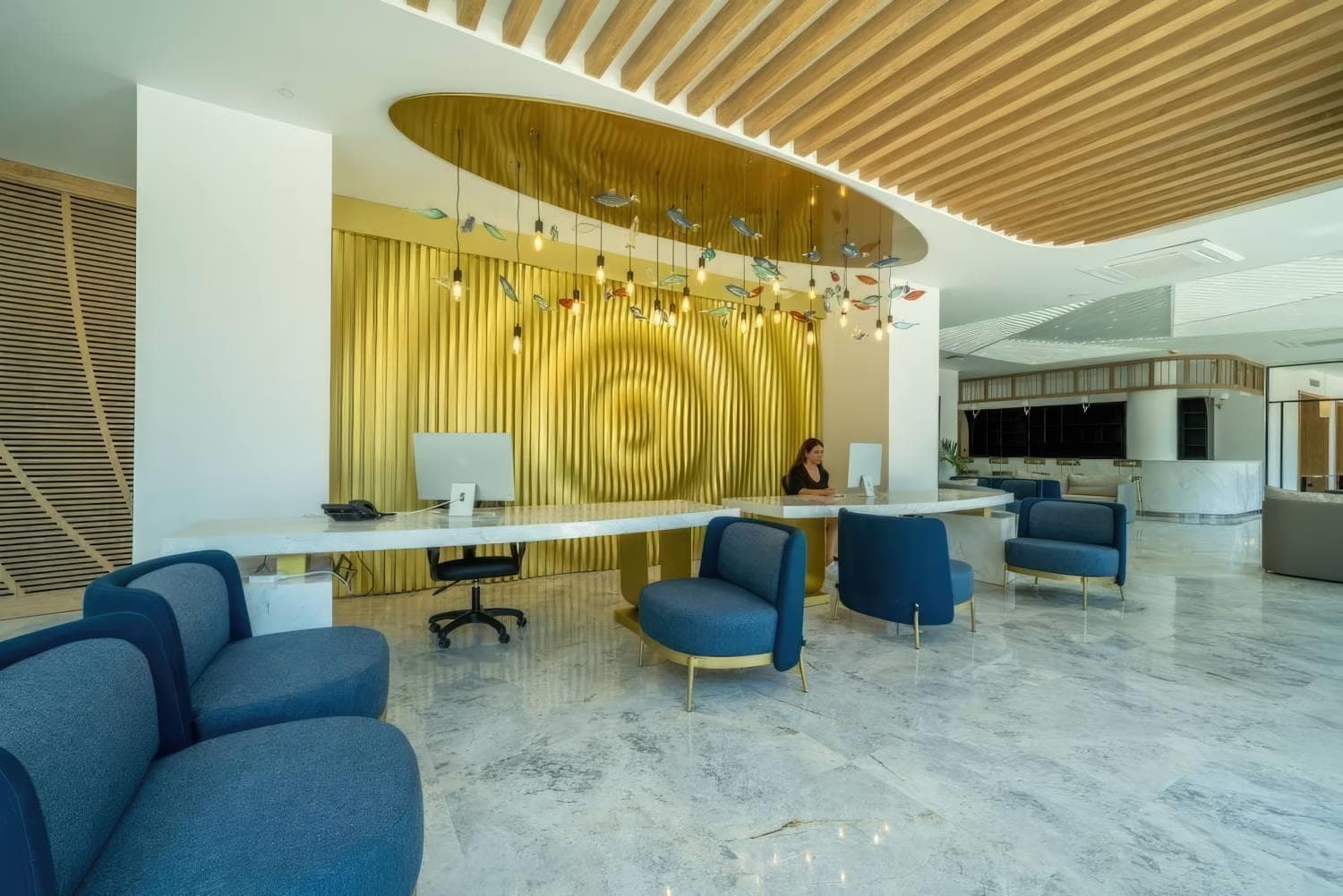 Lures Hotel 4