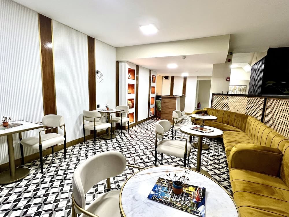 Guest Hotel 3