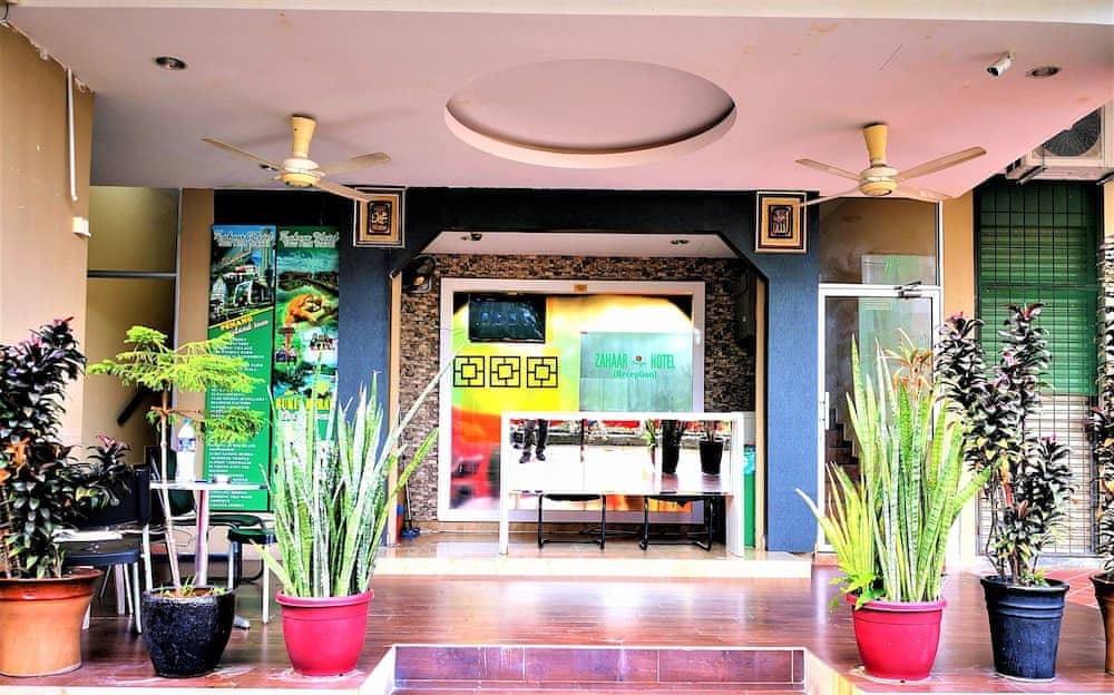 OYO 90159 Zahaar Hotel 2