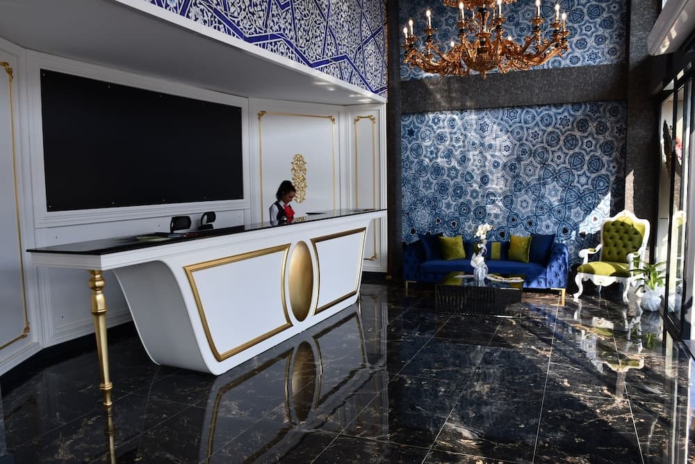 Hmz Luxury Hotel 3