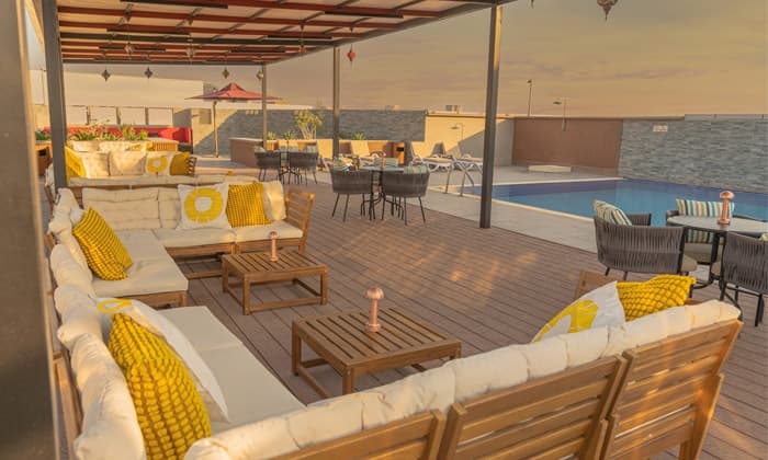 The Grand Lux Hotel 5