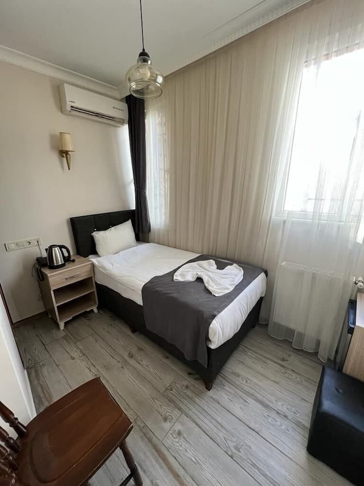 Oren Hotel 3