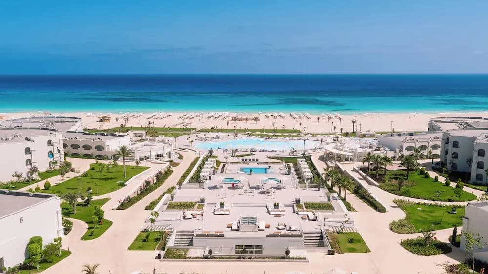 Cleopatra Luxury Sidi Heneish - North Coast