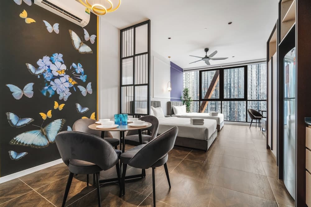 Scarletz KLCC Apartments by Soulasia
