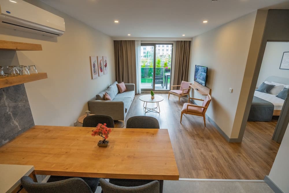 Marine Homes Lara 5