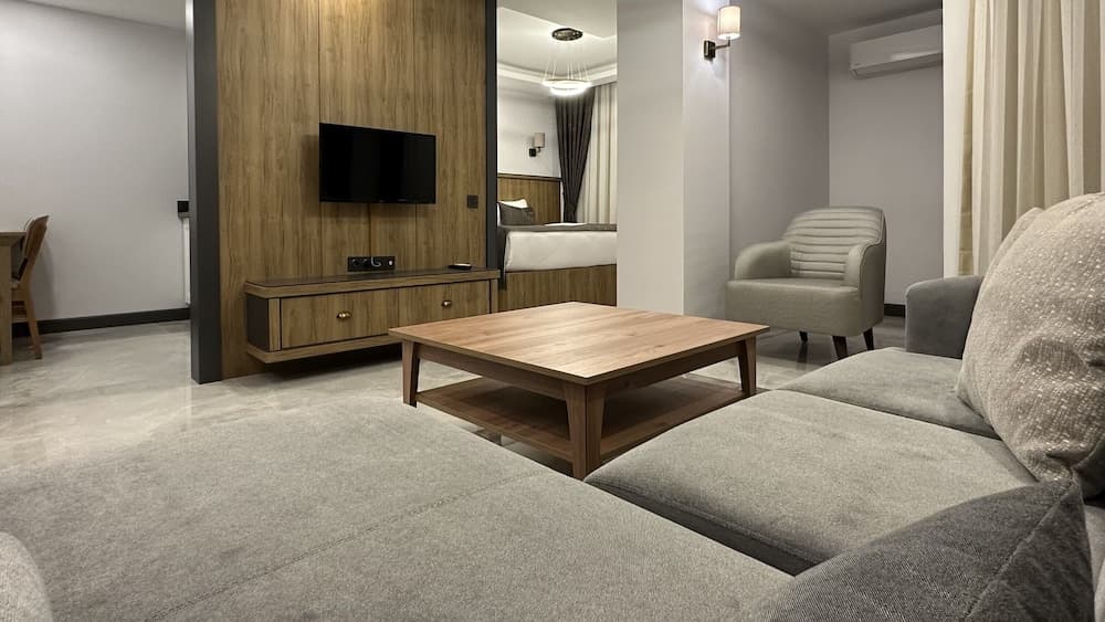 Quality Gold Suite Hotel