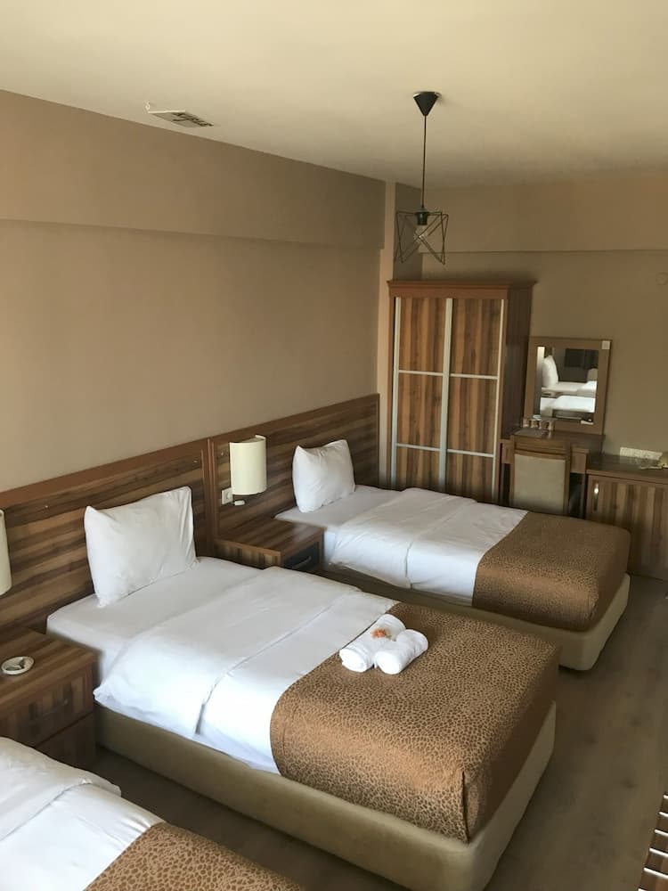 Park Otel 4