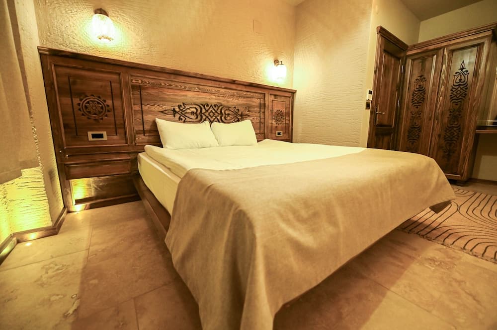Louis Cappadocia 4