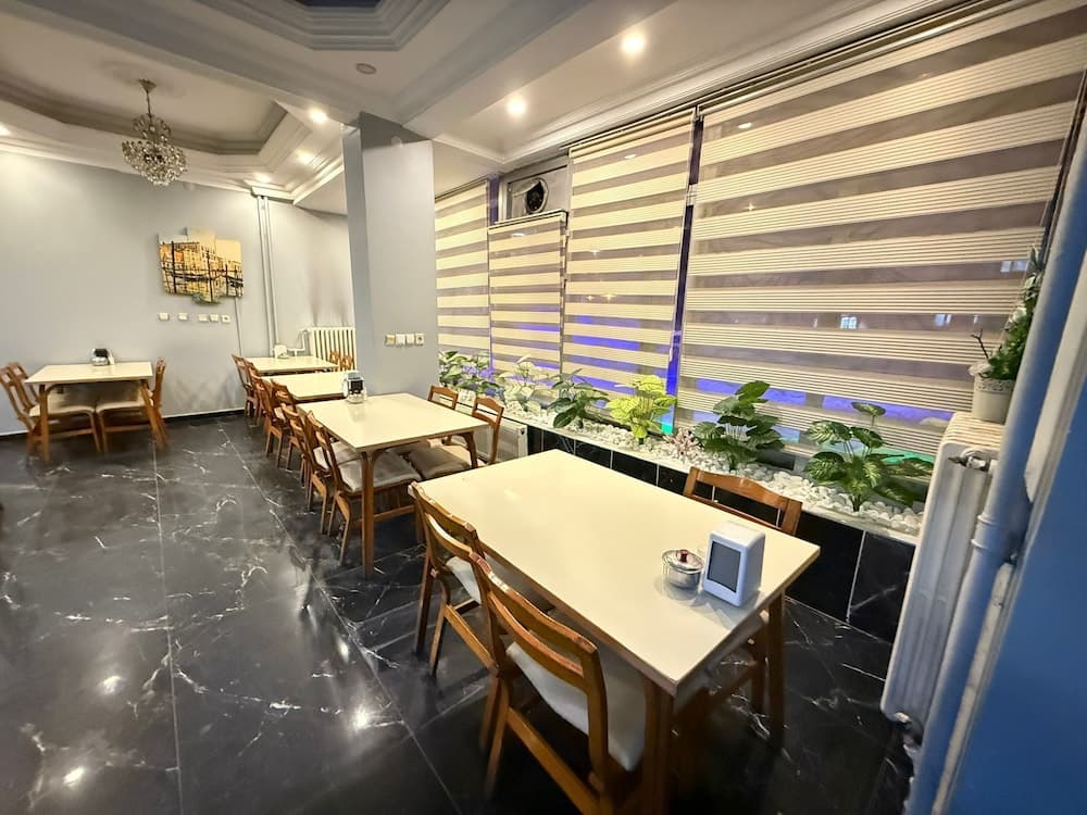 Otel Buyuk Dogu