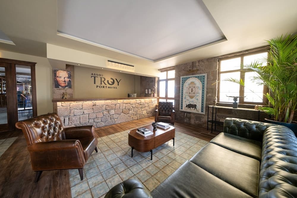 Assos Troy Port Hotel 4