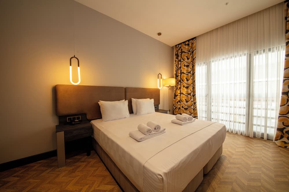 V Center Hotel 4
