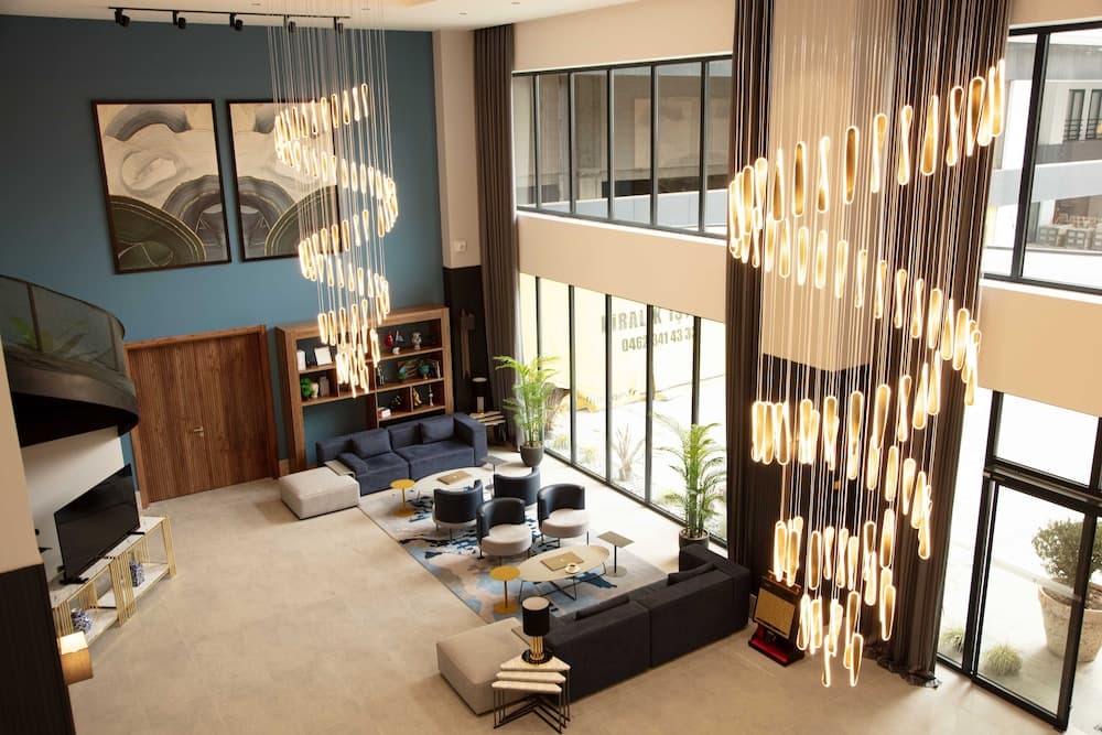 V Center Hotel 2