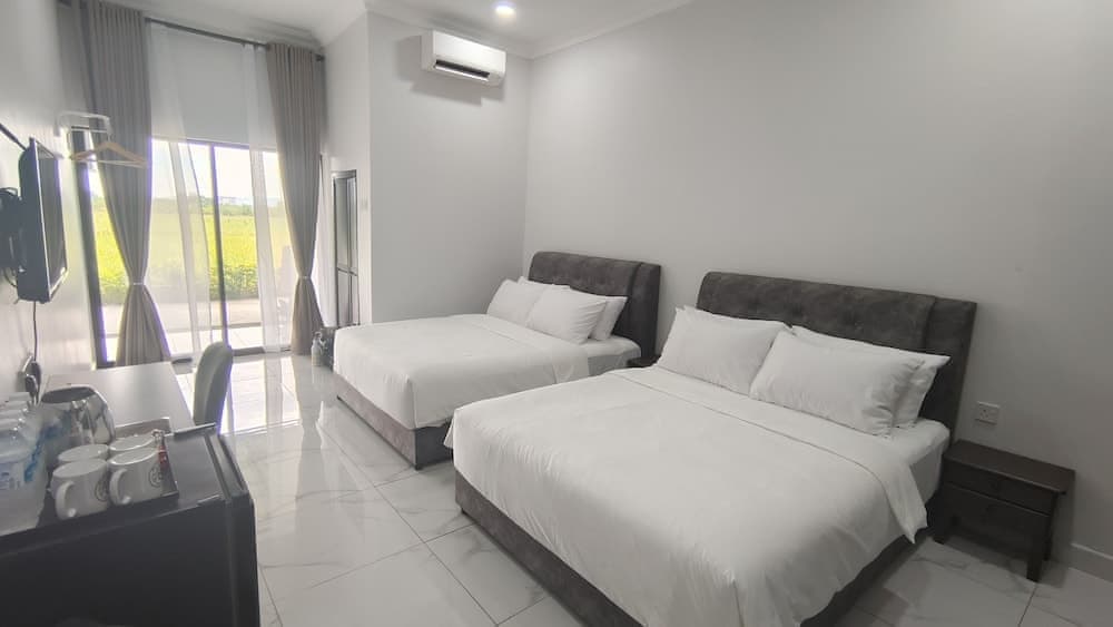 Paddy Villea Inn 5