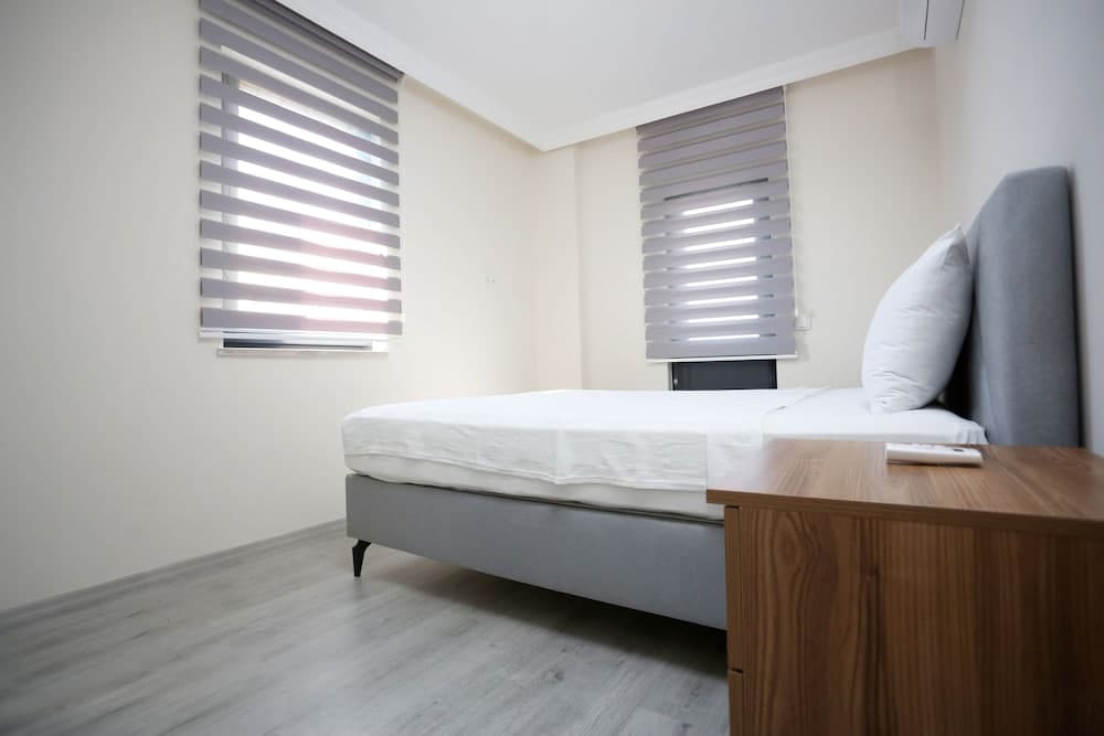 Bright House Apart 5