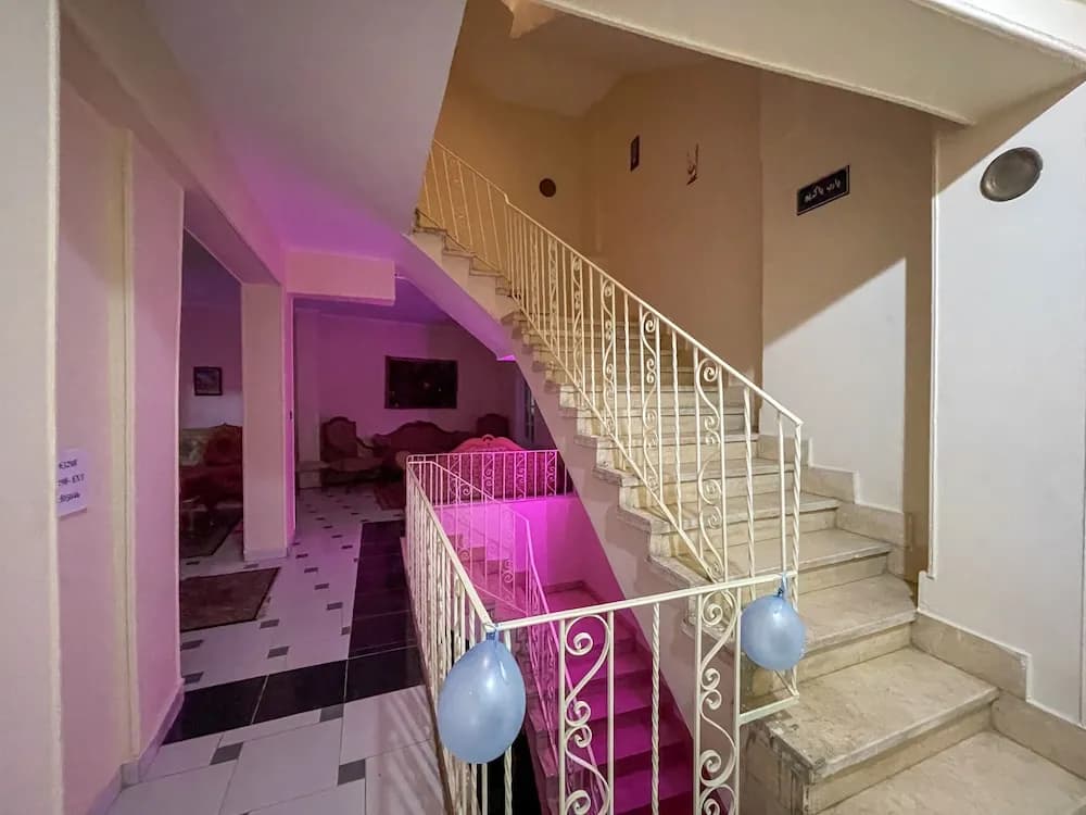 Chez l'ami Hotel 5