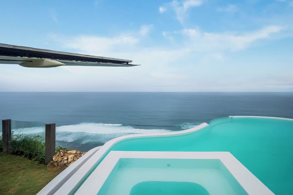 Private Jet Villa 3