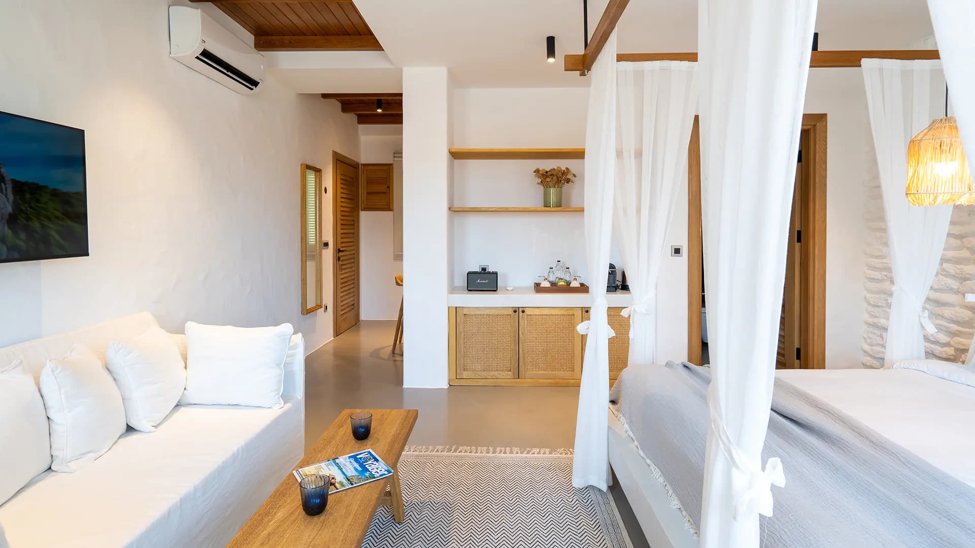 Nomad Boutique Hotel 4