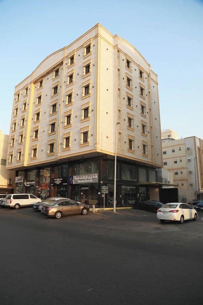 Yan Apartments 2