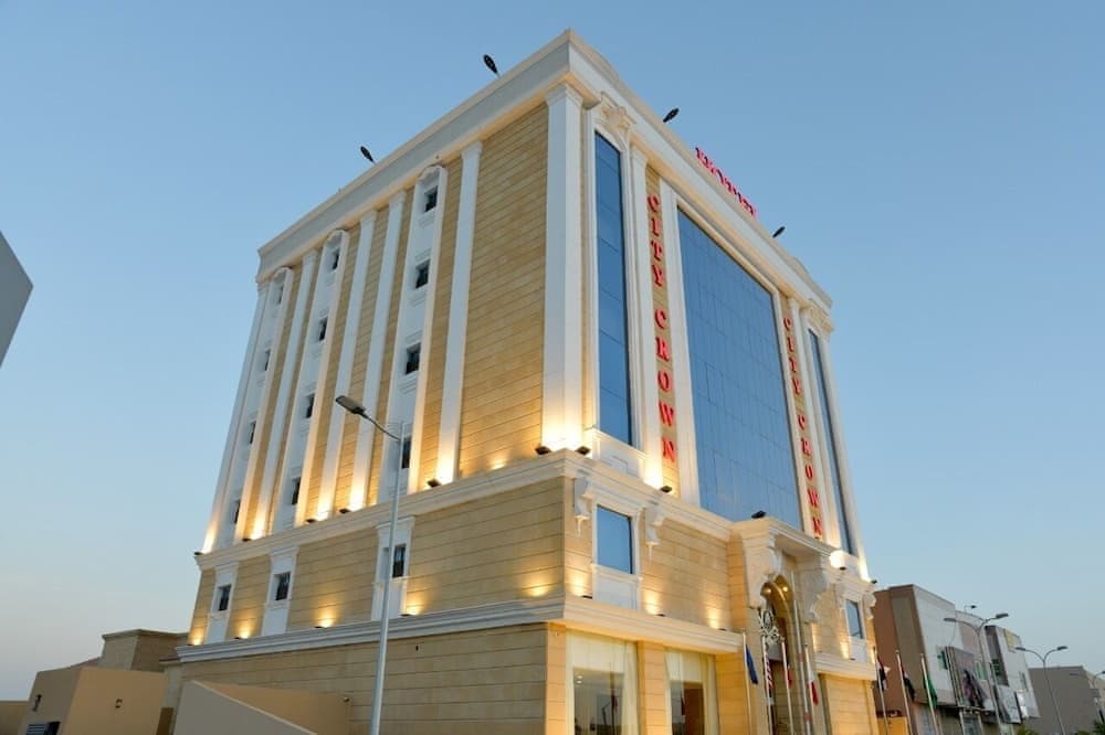 Crown City Hotel 3