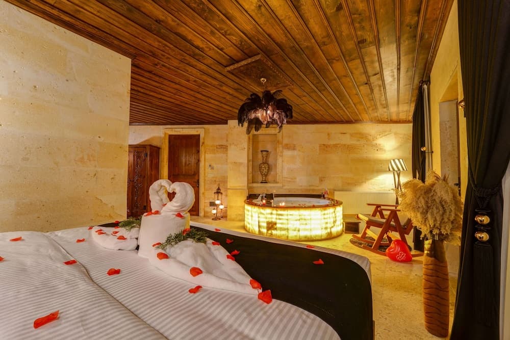 Enjoy Stone Hotel 3