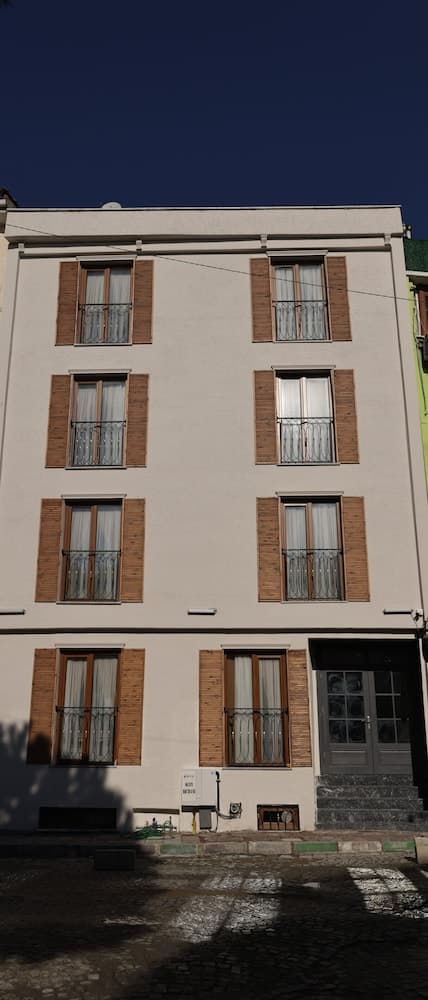 Sareban Hotel