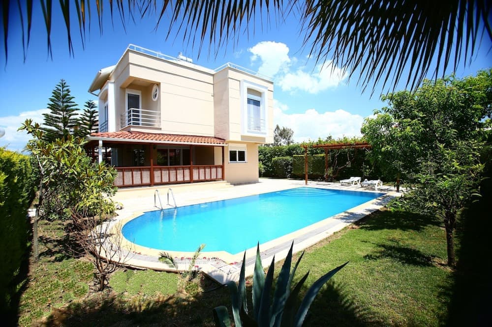 Paradise Town Villa Belle 4