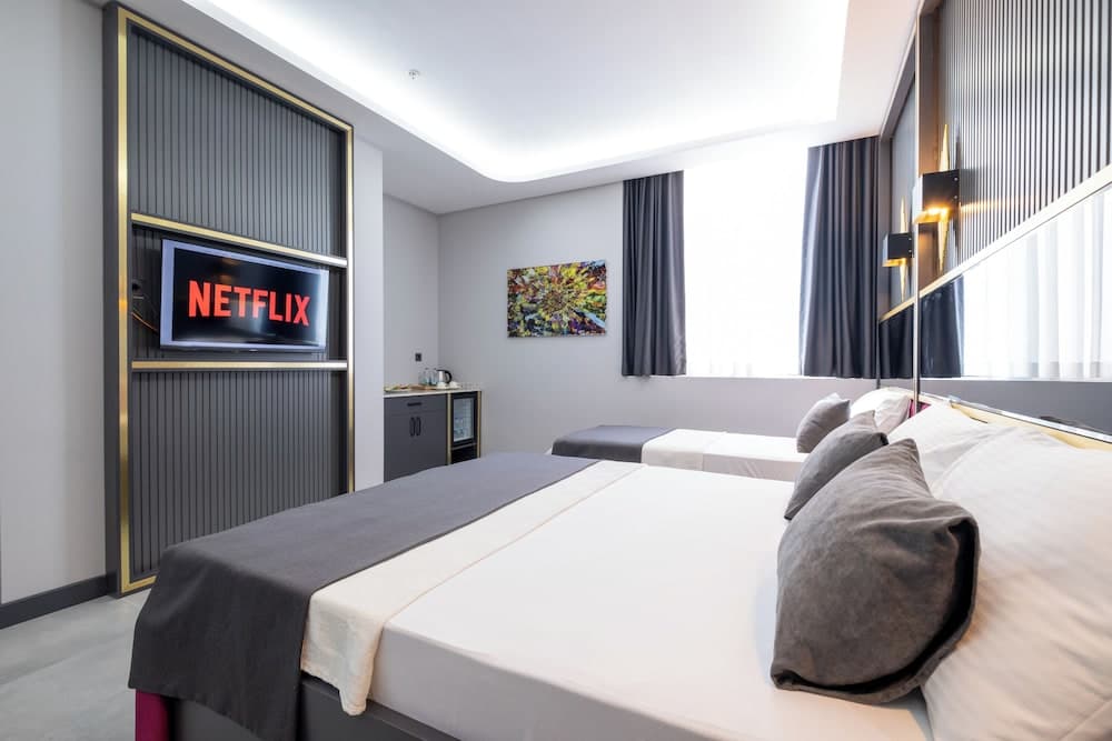 216 Prestige Hotel 5
