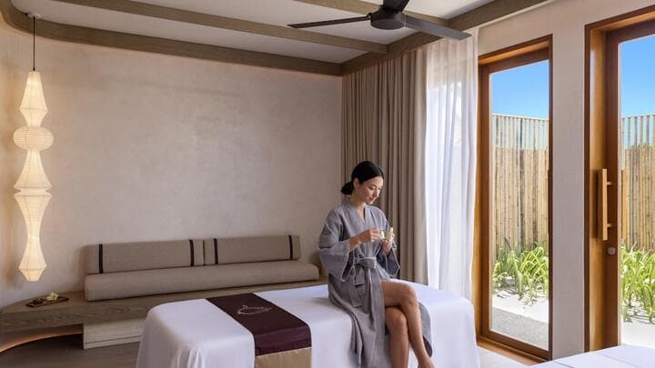 Centara Grand Lagoon Maldives 5