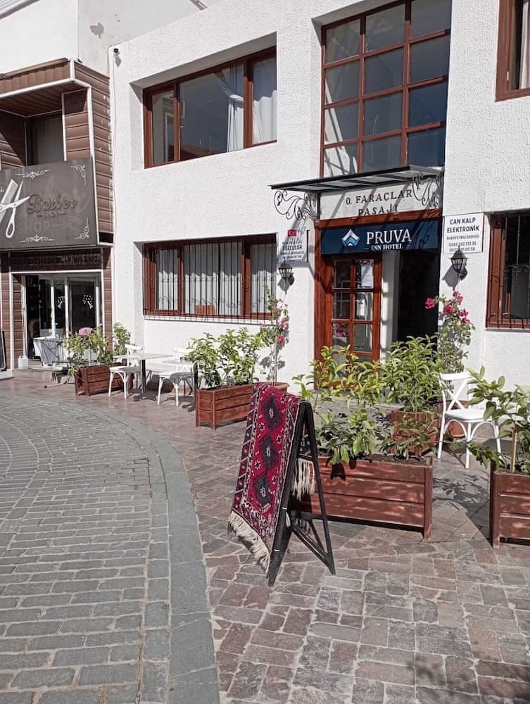Pruva Inn Hotel