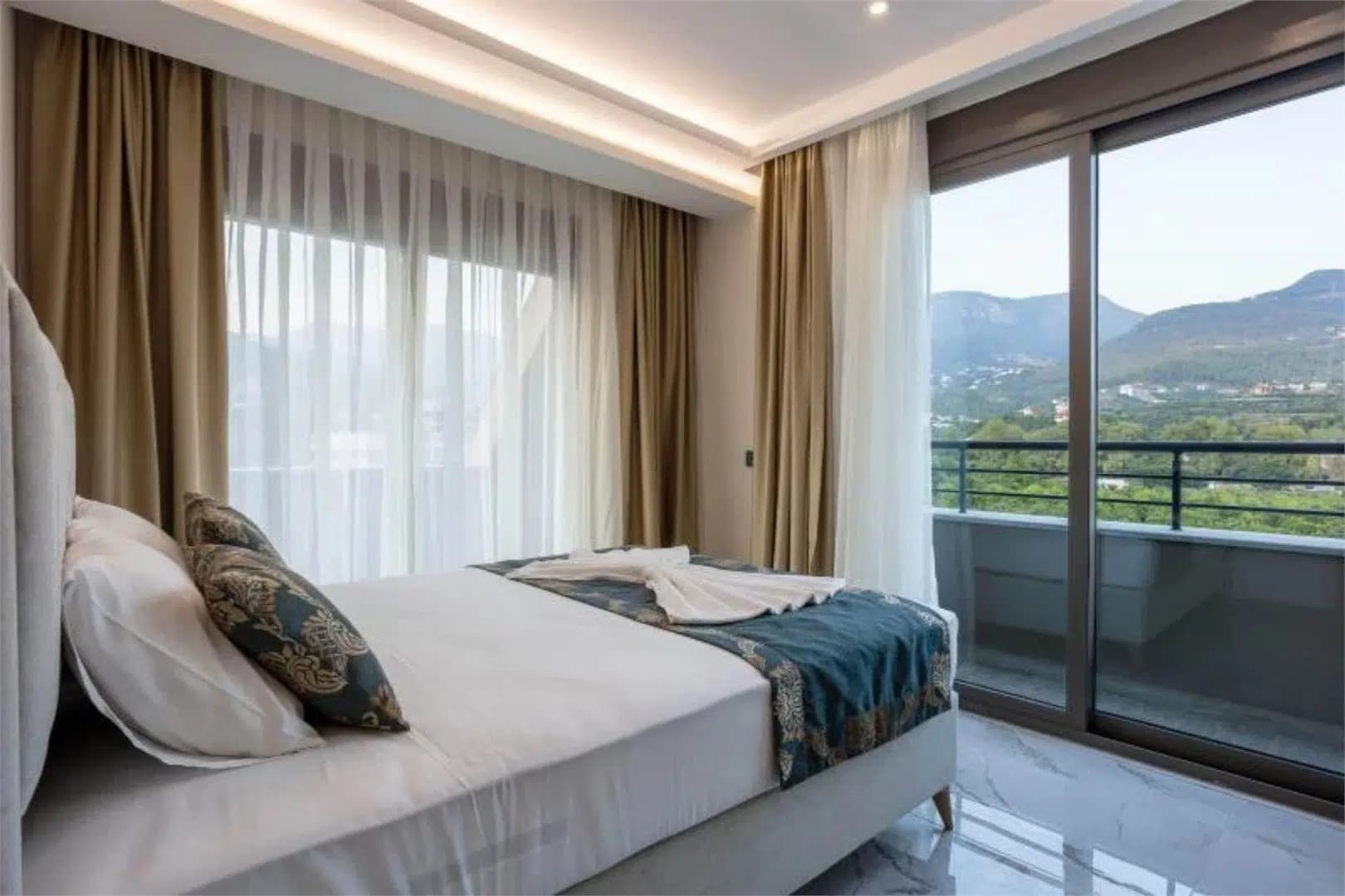Loovox Suites 4
