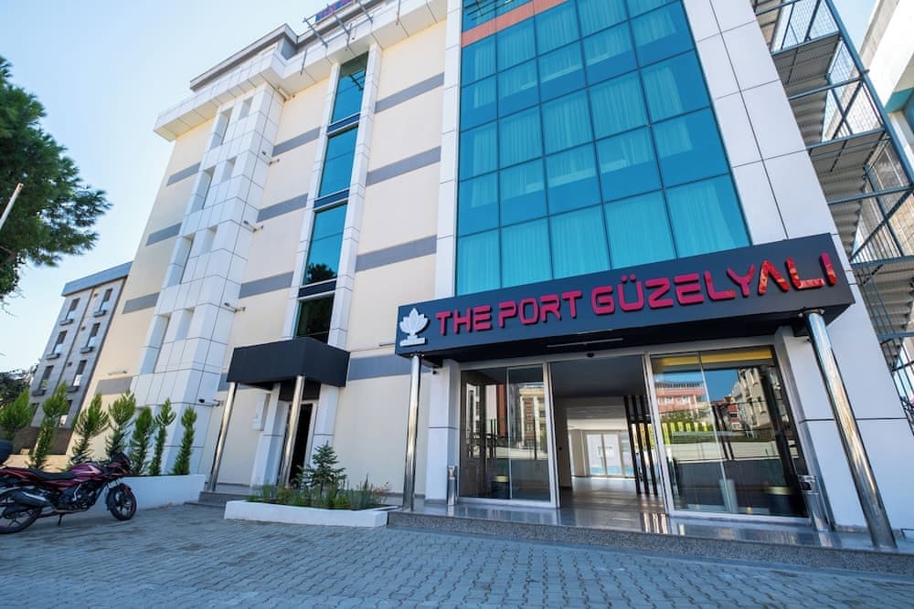 The Port Güzelyali