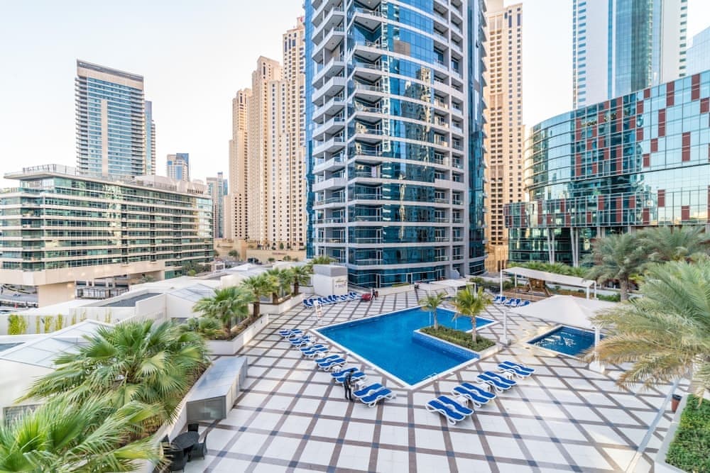 Dream Inn Apartments - Bay Central 2