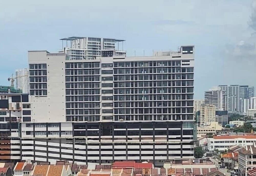 Fifth Avenue Hotel 4
