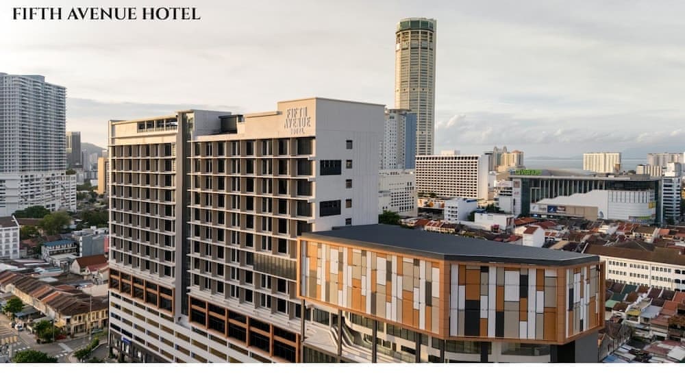 Fifth Avenue Hotel