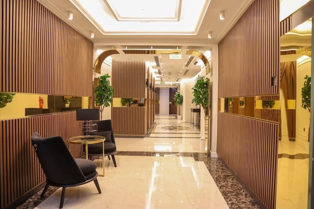 Abraj INN Royal