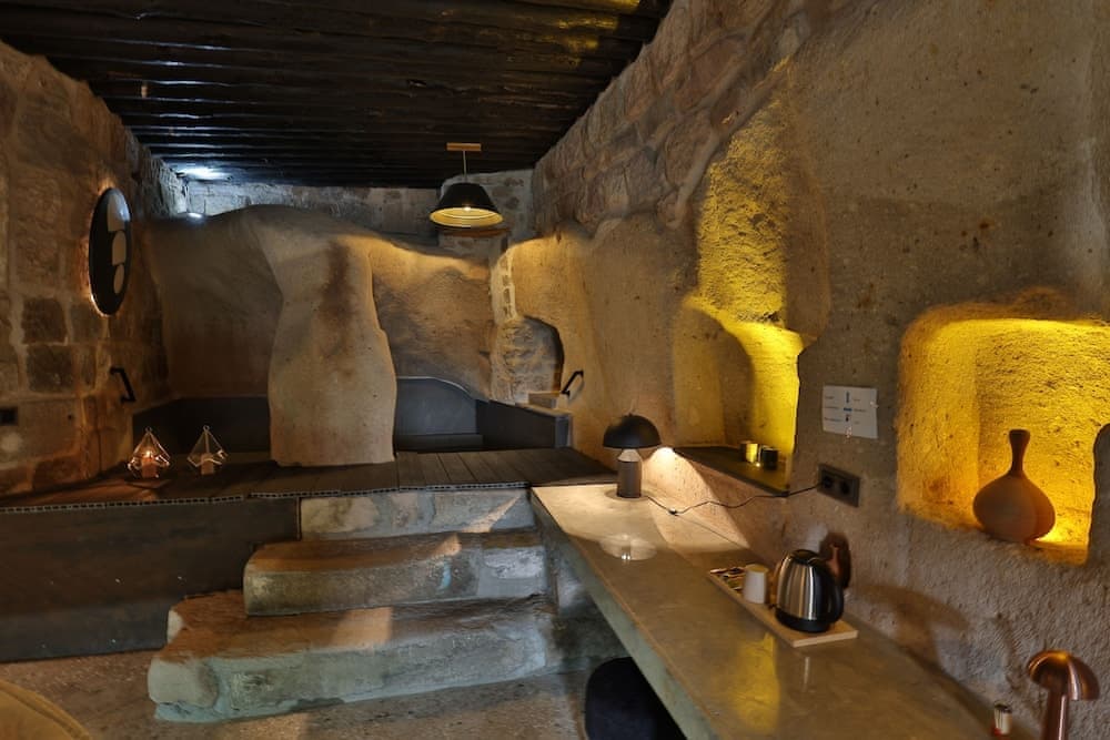 Eka Cave Maison 4