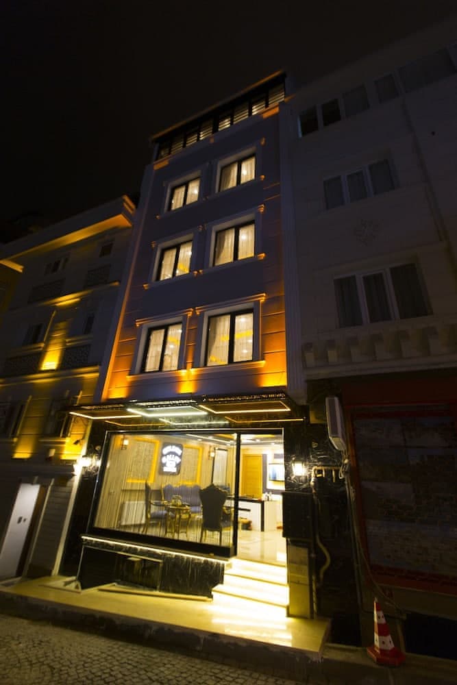 Old Harbour Hotel Istanbul 4