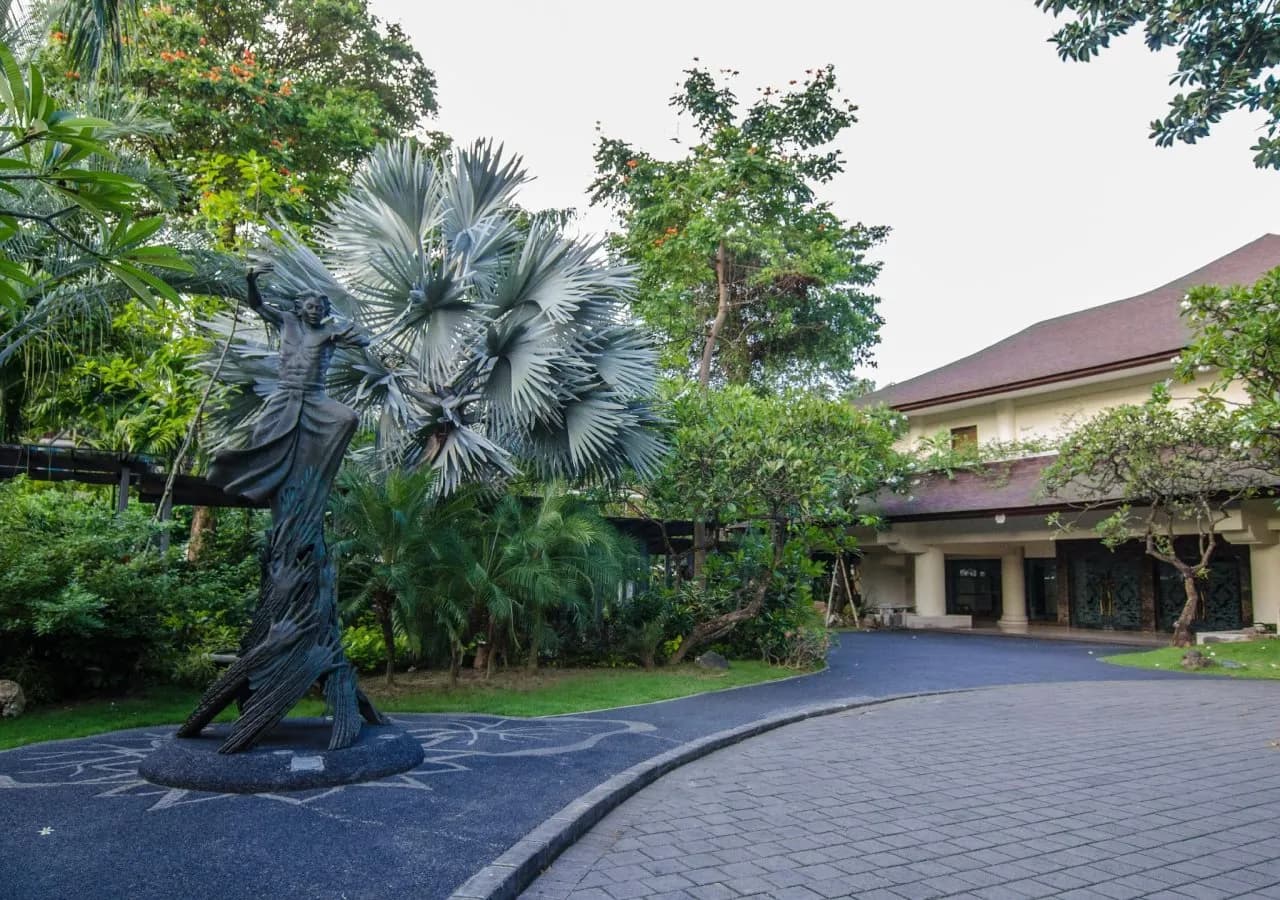 Padma Resort Legian 5
