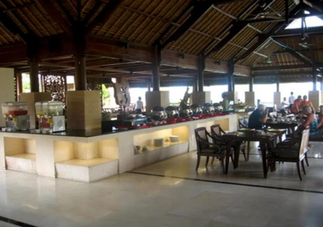 Grand Balisani Suites 3