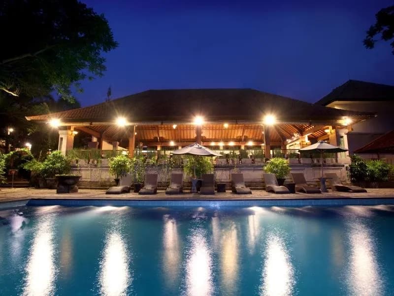 Champlung Sari Hotel