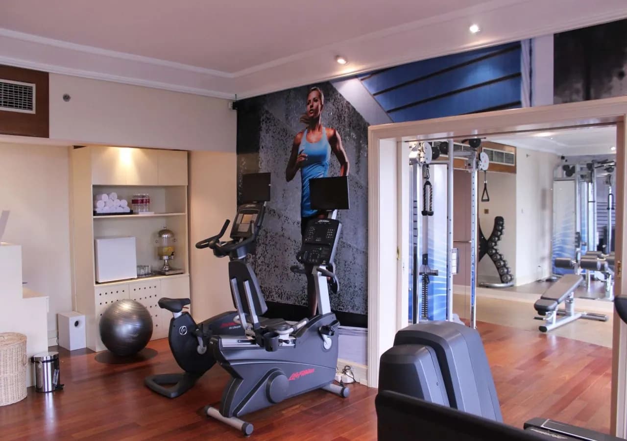 Artotel Suites Mangkuluhur Jakarta 5